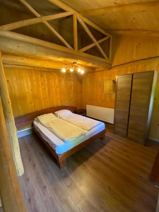 Pensiunea Casa Zmeilor Dragus Экстерьер фото