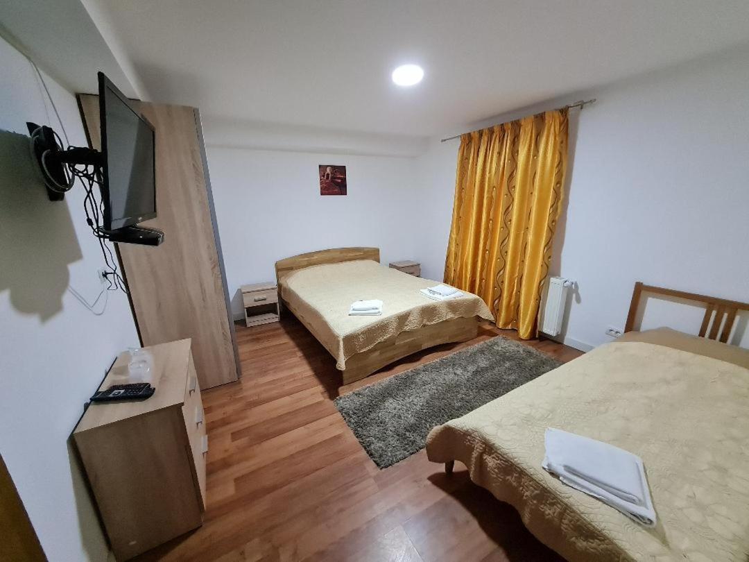 Pensiunea Casa Zmeilor Dragus Экстерьер фото