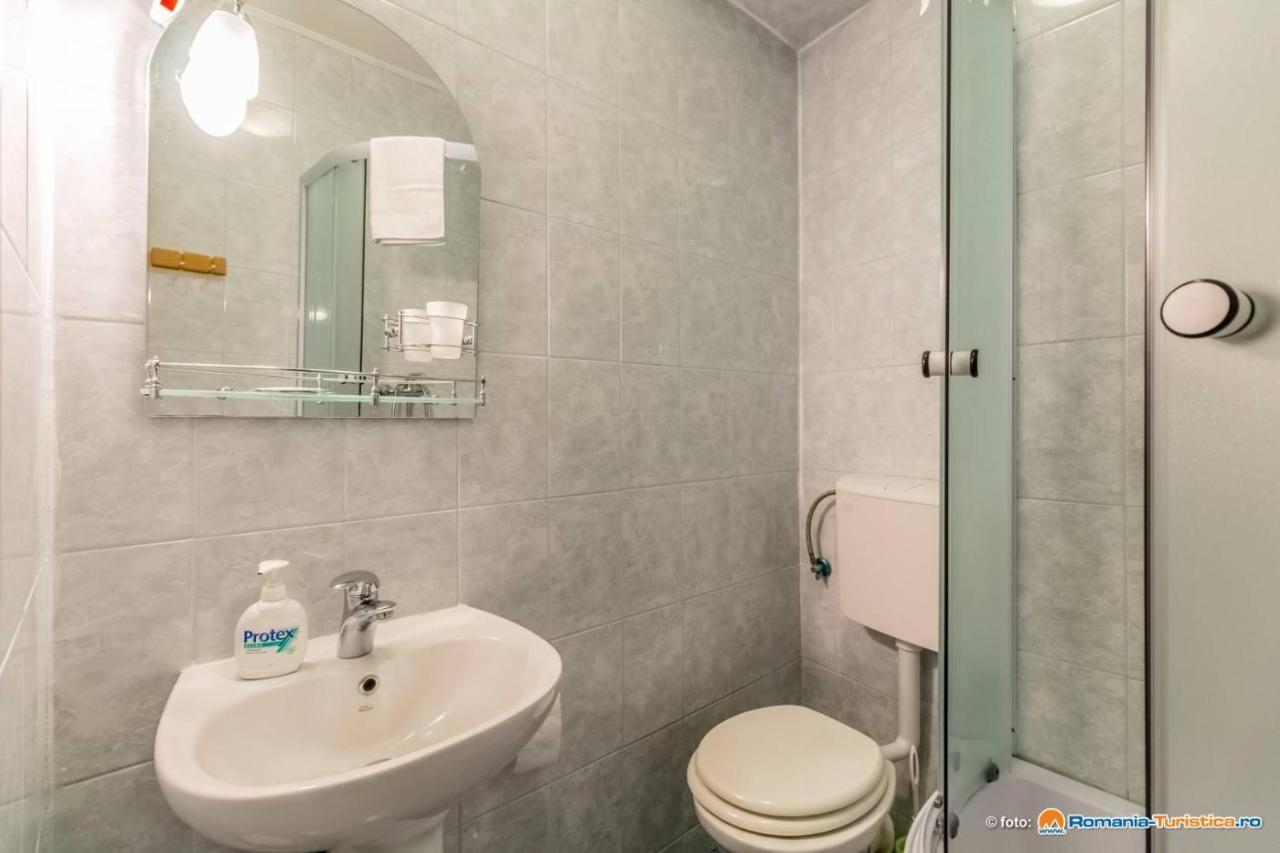 Pensiunea Casa Zmeilor Dragus Экстерьер фото