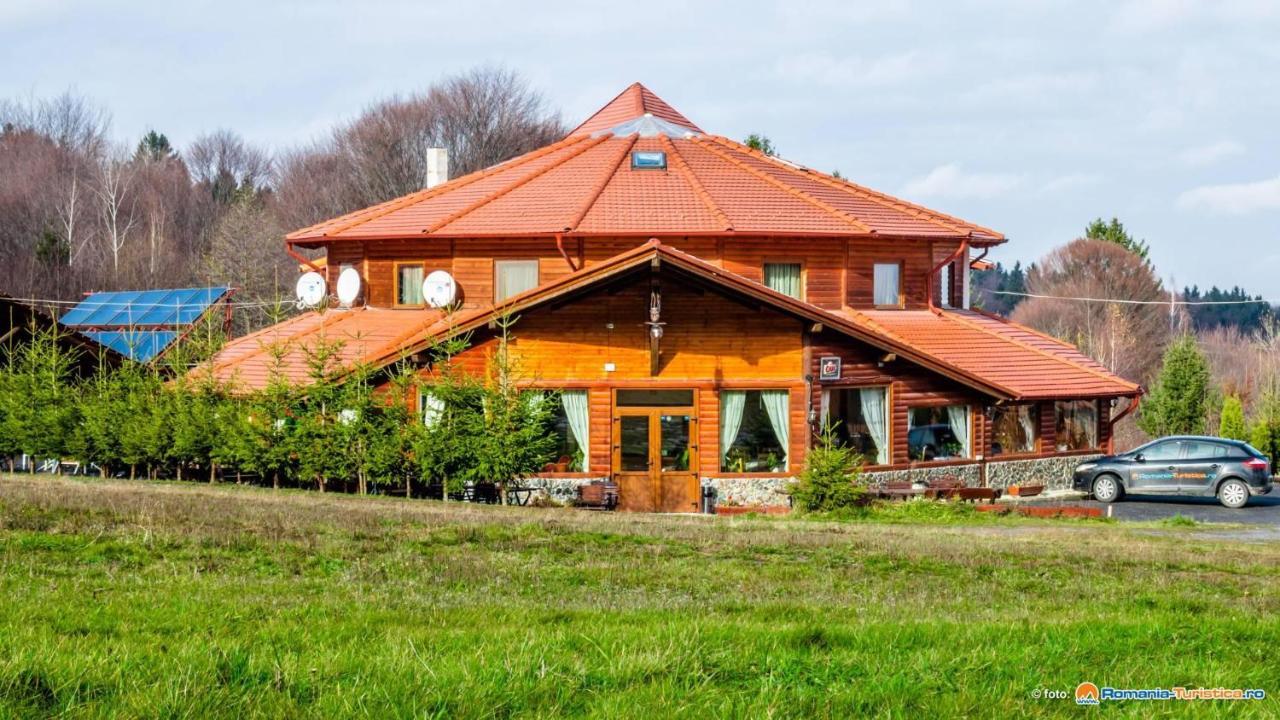 Pensiunea Casa Zmeilor Dragus Экстерьер фото