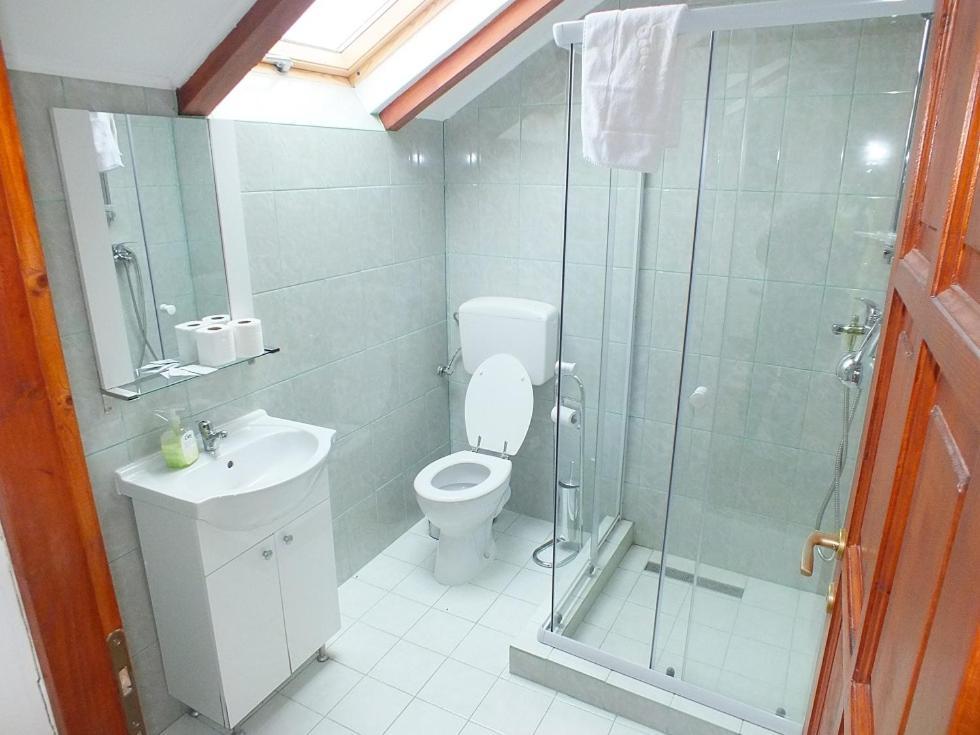 Pensiunea Casa Zmeilor Dragus Экстерьер фото